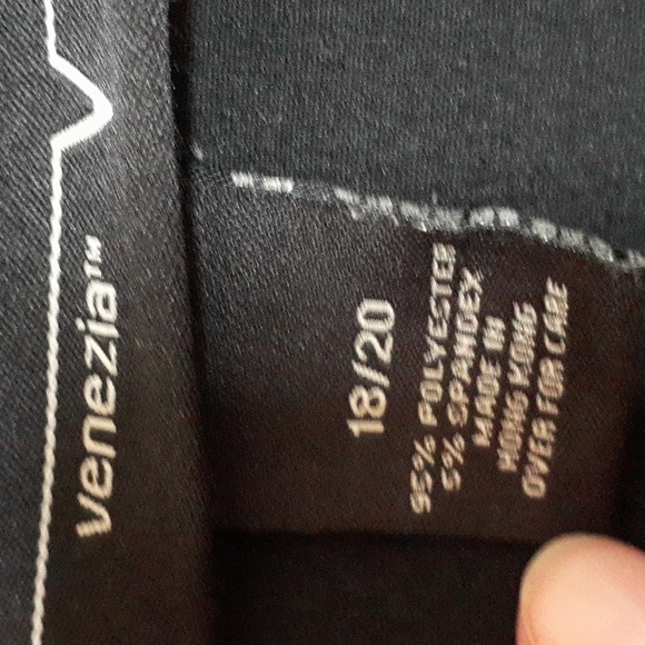 Venezia womens vintage stretch long sleeve black tunic size 18/20 - Picture 3 of 5